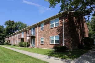 Beech Grove Apartments in Jeffersonville, IN - Building Photo