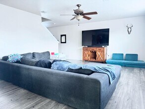 8755 Sunview Park in San Antonio, TX - Building Photo - Building Photo