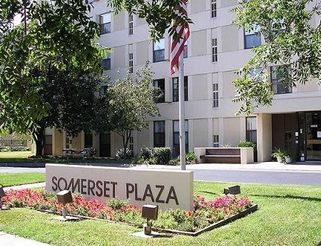 Somerset Plaza Tower in Wichita, KS - Building Photo