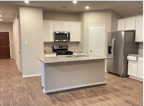 13872 Rock Island Trl in Shenandoah, TX - Building Photo - Building Photo