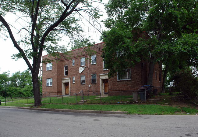 2926-2928 K St SE in Washington, DC - Foto de edificio - Building Photo