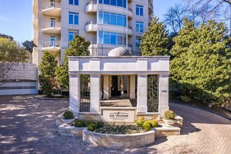 The Vendome on Turtle Creek in Dallas, TX - Foto de edificio - Building Photo
