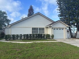 12718 Whiterapids Dr in Orlando, FL - Building Photo