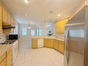 10011 Hidden Falls Dr in Pearland, TX - Building Photo - Building Photo