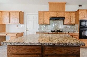 4255 E Morada Ln in Stockton, CA - Building Photo - Building Photo