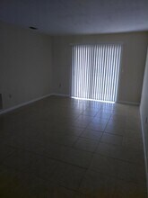 2932 Bradley Ct in New Port Richey, FL - Building Photo - Building Photo