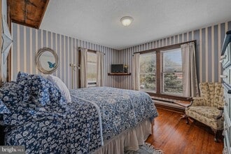 184 Wilkes St in Berkeley Springs, WV - Foto de edificio - Building Photo