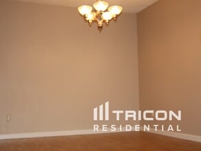 506 Hyacinth Ct in Roseville, CA - Building Photo - Building Photo