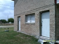 100 E Magnolia Ave in La Feria, TX - Foto de edificio - Building Photo