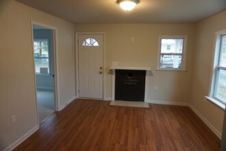 215 Proctor St in Gastonia, NC - Building Photo - Building Photo