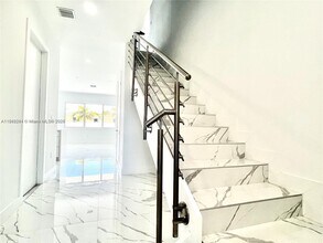 1602 Hayes St in Hollywood, FL - Building Photo - Building Photo