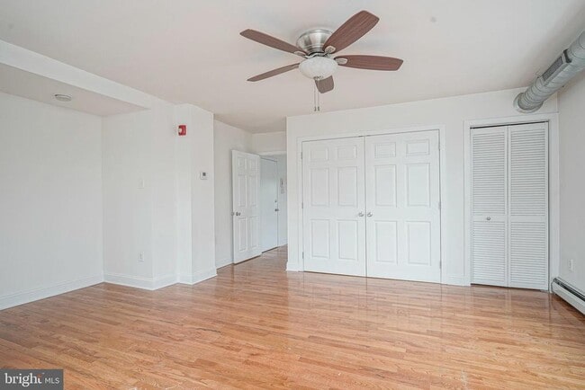 1523 Passyunk Ave in Philadelphia, PA - Building Photo - Building Photo