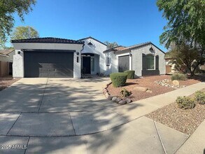 634 E Bellerive Pl in Chandler, AZ - Building Photo - Building Photo