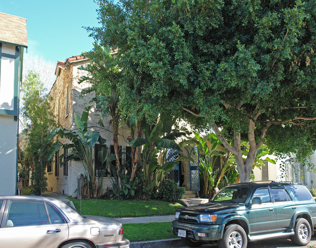 340 N Spaulding Ave in Los Angeles, CA - Building Photo - Building Photo