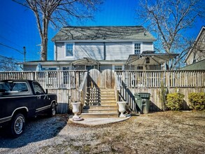 327 Carpenter St in West Columbia, SC - Building Photo - Building Photo