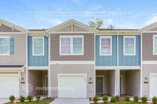 551 Cherry Ridge Dr in Orange Park, FL - Building Photo