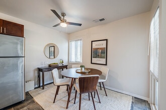 The Hanover Apartments in Greenbelt, MD - Foto de edificio - Building Photo