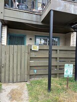 6161 Reims Rd in Houston, TX - Building Photo