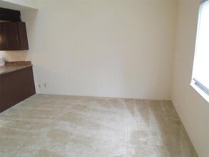 822 White Oak Dr in O'Fallon, IL - Building Photo - Building Photo