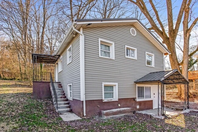 4212 Ivy Ave in Knoxville, TN - Foto de edificio - Building Photo