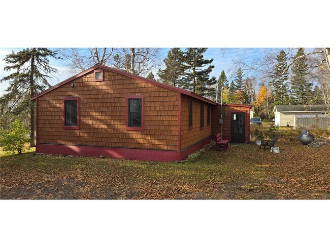 6865 MN-61 in Tofte, MN - Building Photo - Building Photo
