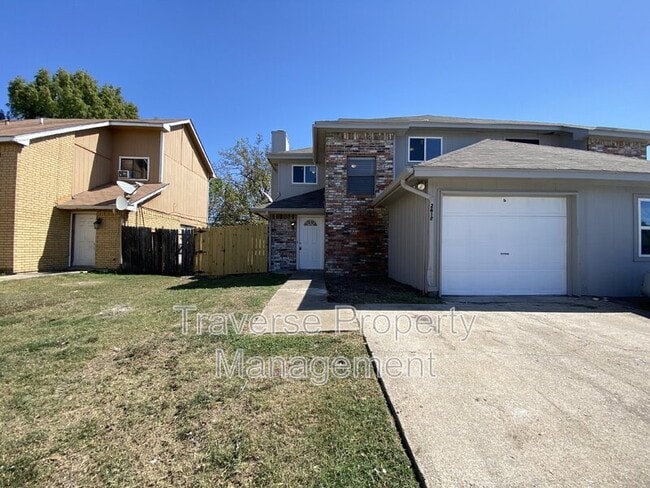 property at 2618 Isbella Dr