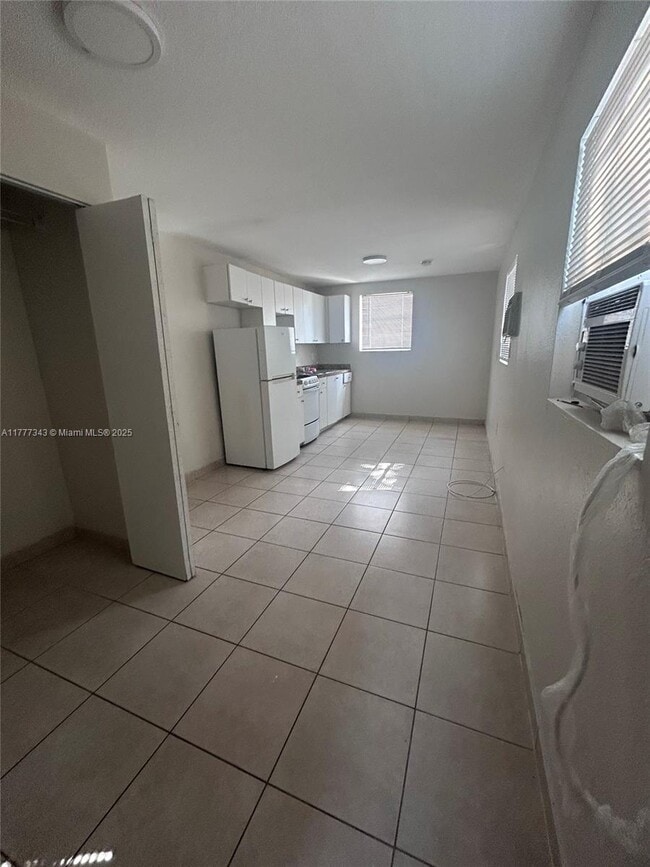 property at 2222 Van Buren St