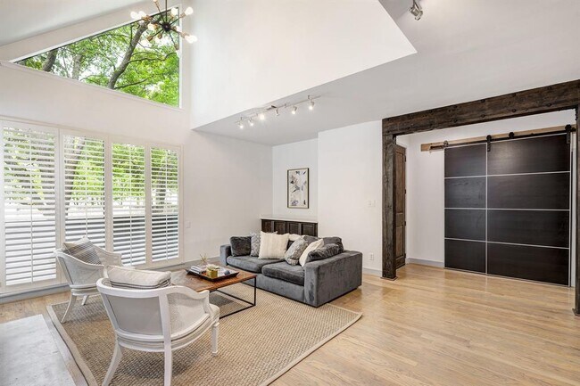 338 Litchfield Ln in Houston, TX - Building Photo - Building Photo