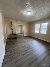 203 Box Ave in Buffalo, NY - Building Photo - Building Photo