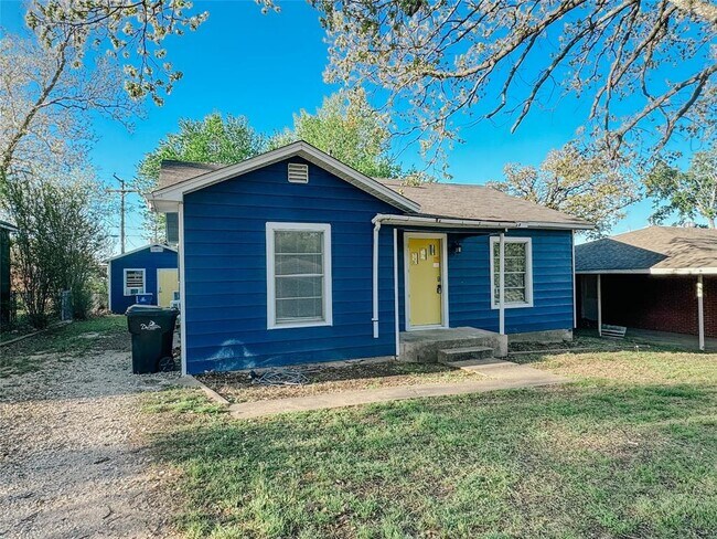 622 W Brock St in Denison, TX - Building Photo - Building Photo