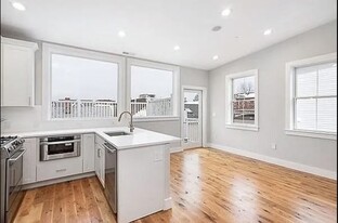 182 W 7th St, Unit PH3 Apartamentos