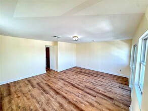 130 Catskill Ave in Yonkers, NY - Building Photo - Building Photo