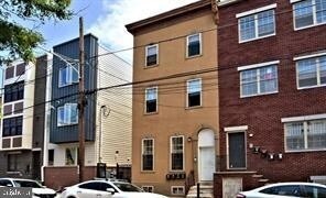 1325 N Franklin St in Philadelphia, PA - Building Photo