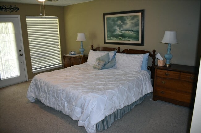 property at 3214 Wedgewood Cir