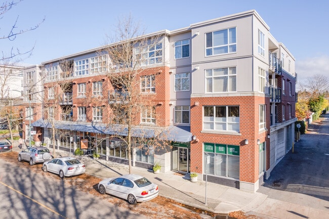 6218-6238 East Blvd