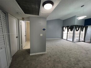 809 Hamilton Dr in Homestead, FL - Foto de edificio - Building Photo