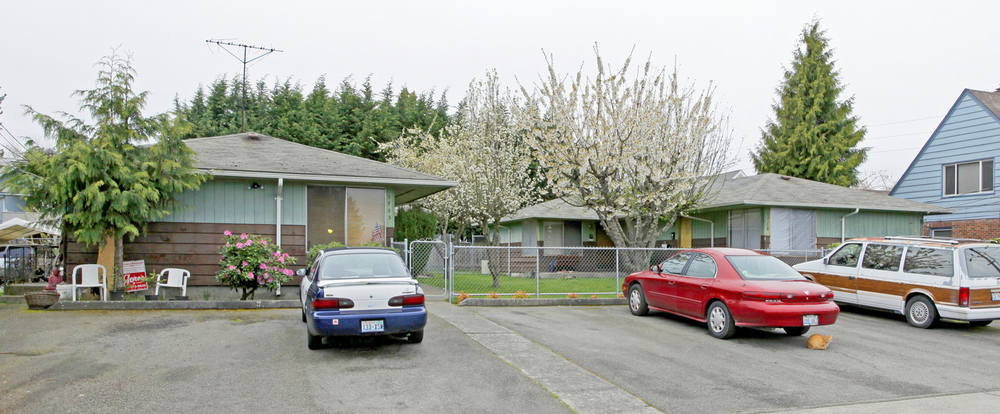 3718-3722 S Asotin St in Tacoma, WA - Foto de edificio