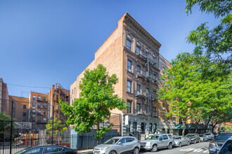 150 West 84th Street in New York, NY - Building Photo - Primary Photo