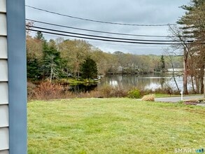 333 Lake Shore Dr in Colchester, CT - Building Photo - Building Photo