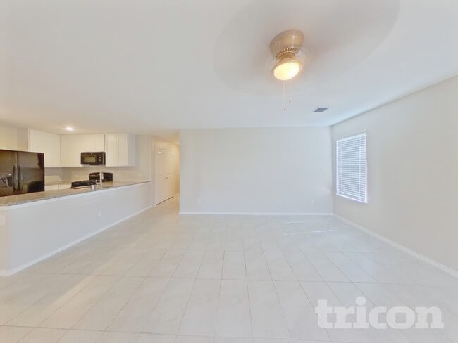 11848 Mancos Trl in Rhome, TX - Foto de edificio - Building Photo