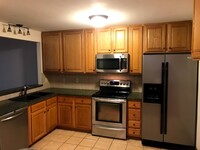 1624 Macintosh Way, Unit 1624 photo'