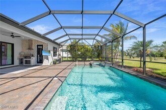 2067 Antigua Ln in Naples, FL - Building Photo - Building Photo