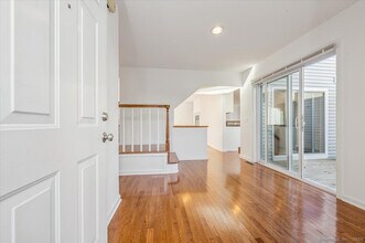 66 Wilton Crest Rd in Wilton, CT - Building Photo - Building Photo