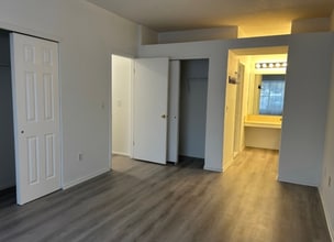 65 Wentworth Rd in Bedminster, NJ - Building Photo - Building Photo