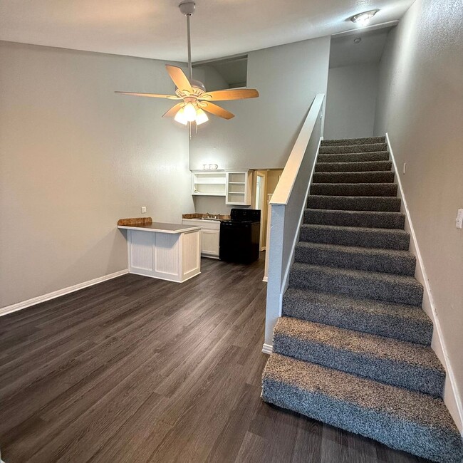 property at 106 New Dallas Hwy