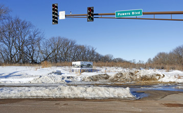 Avienda Apartments in Chanhassen, MN - Building Photo - Building Photo