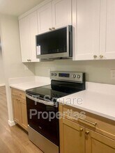 8226 126th Ave NE in Kirkland, WA - Building Photo - Building Photo