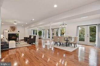 7221 Hyde Rd in Falls Church, VA - Building Photo - Building Photo