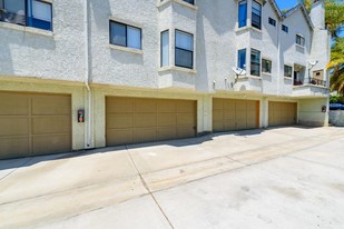 609 N Clementine St Apartamentos