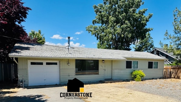 property at 603 N Ross Ln